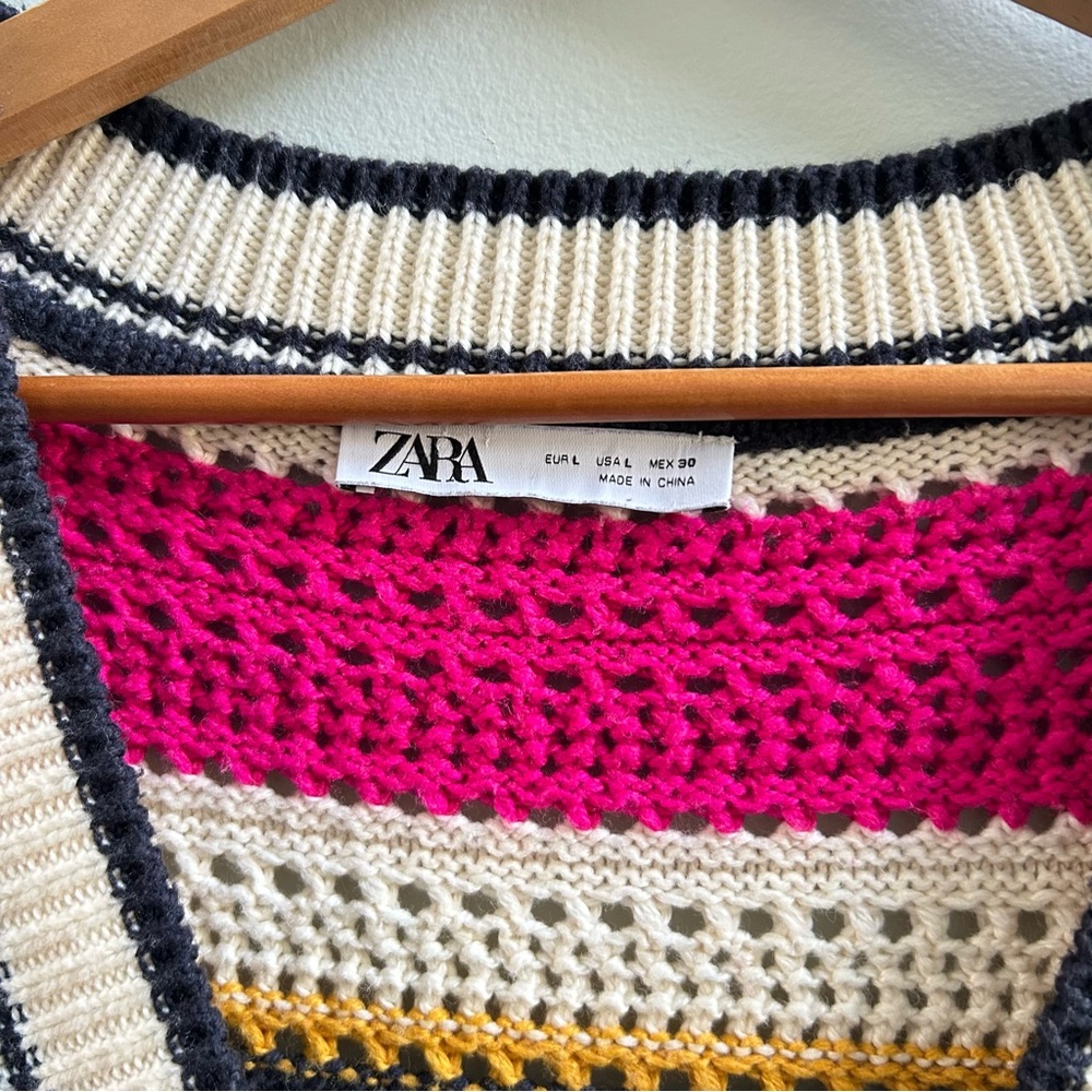 Zara Multicolored Striped V-Neck Oversized Sleeveless Knit Vest, Size Large - Picture 9 of 10
